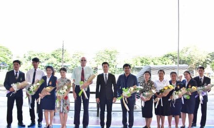 ต้อนรับครูต่างชาติและนศ.ฝึกสอน